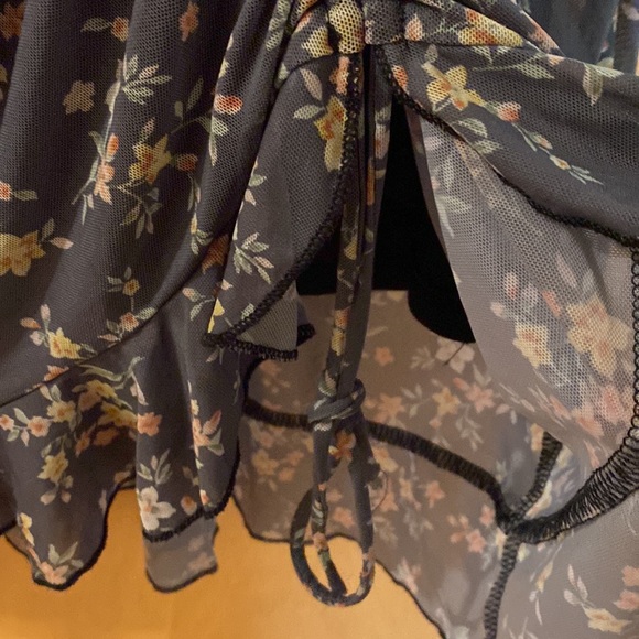 Ophelia Roe Floral Cinched Dress Green Plus Size 2X - Picture 7 of 16